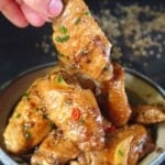 Braised chicken wings flavoured with peppercorns