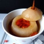 A steamed pear with rock sugar soup