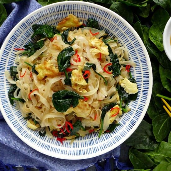 Egg fried rice noodles with spinach