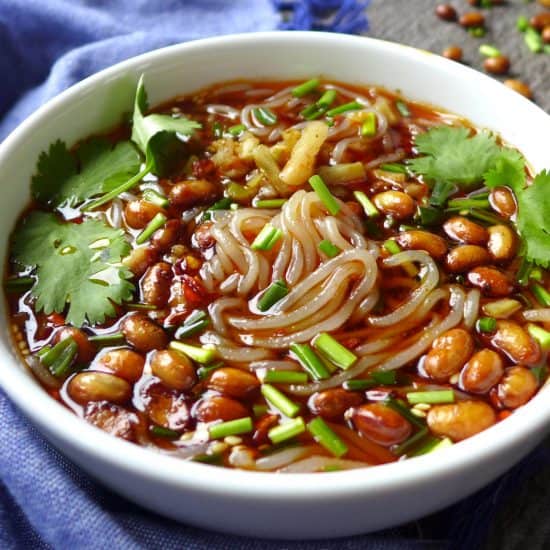 Slippery noodles in a tangy soup, hot and sour glass noodle soup is irresistible but easy to prepare. A classic Chinese dish you ought to try.