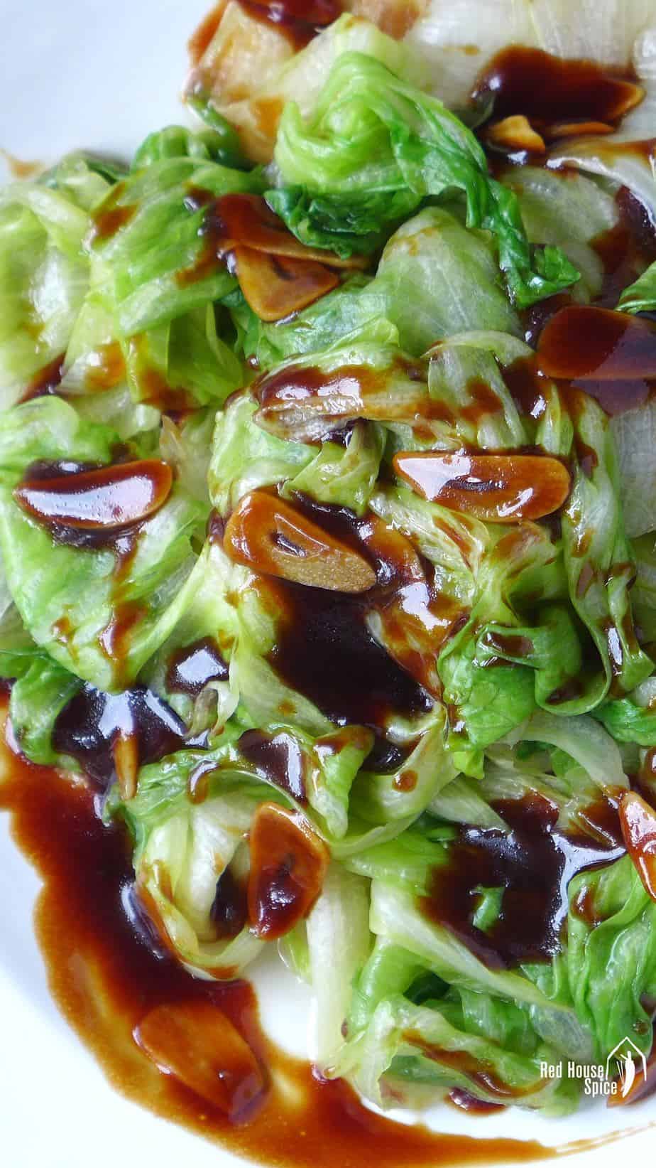 Iceberg lettuce with oyster sauce