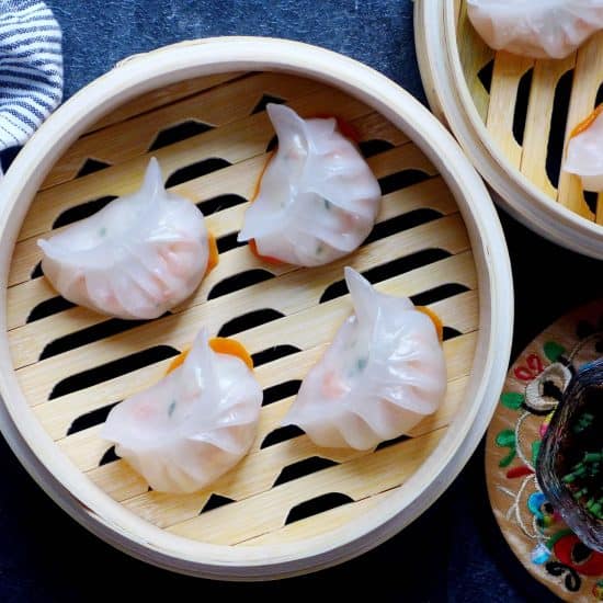Har gow, crystal shrimp dumplings in steamer baskets