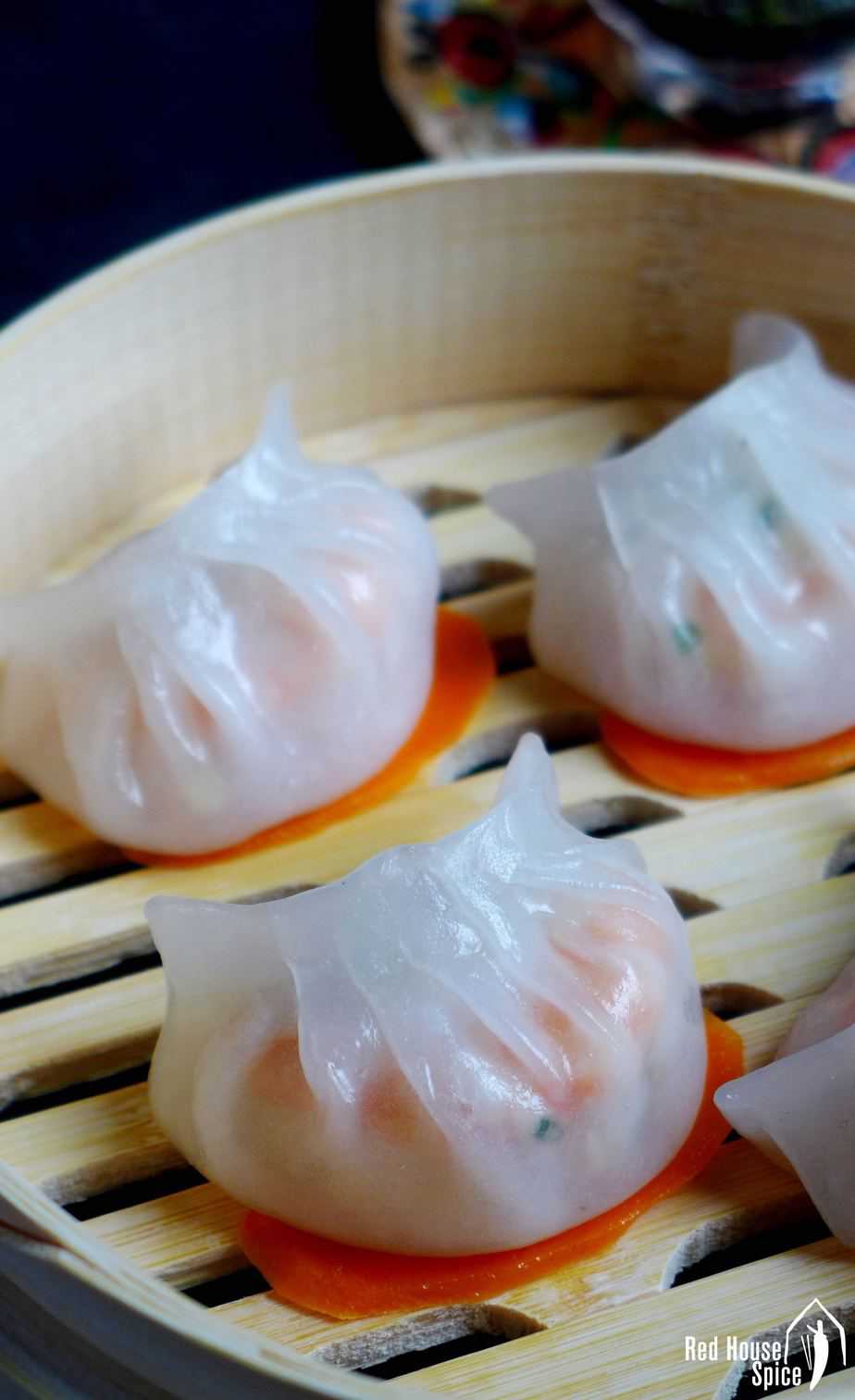 Har Gow, crystal shrimp dumplings in steamer baskets