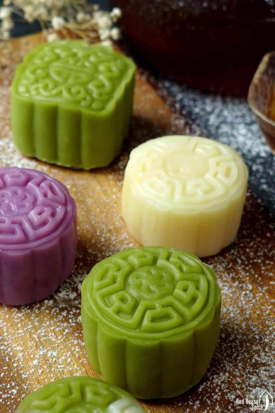 Snow Skin Mooncake With Custard Filling Red House Spice Snow Skin Mooncake With Custard Filling Red House Spice