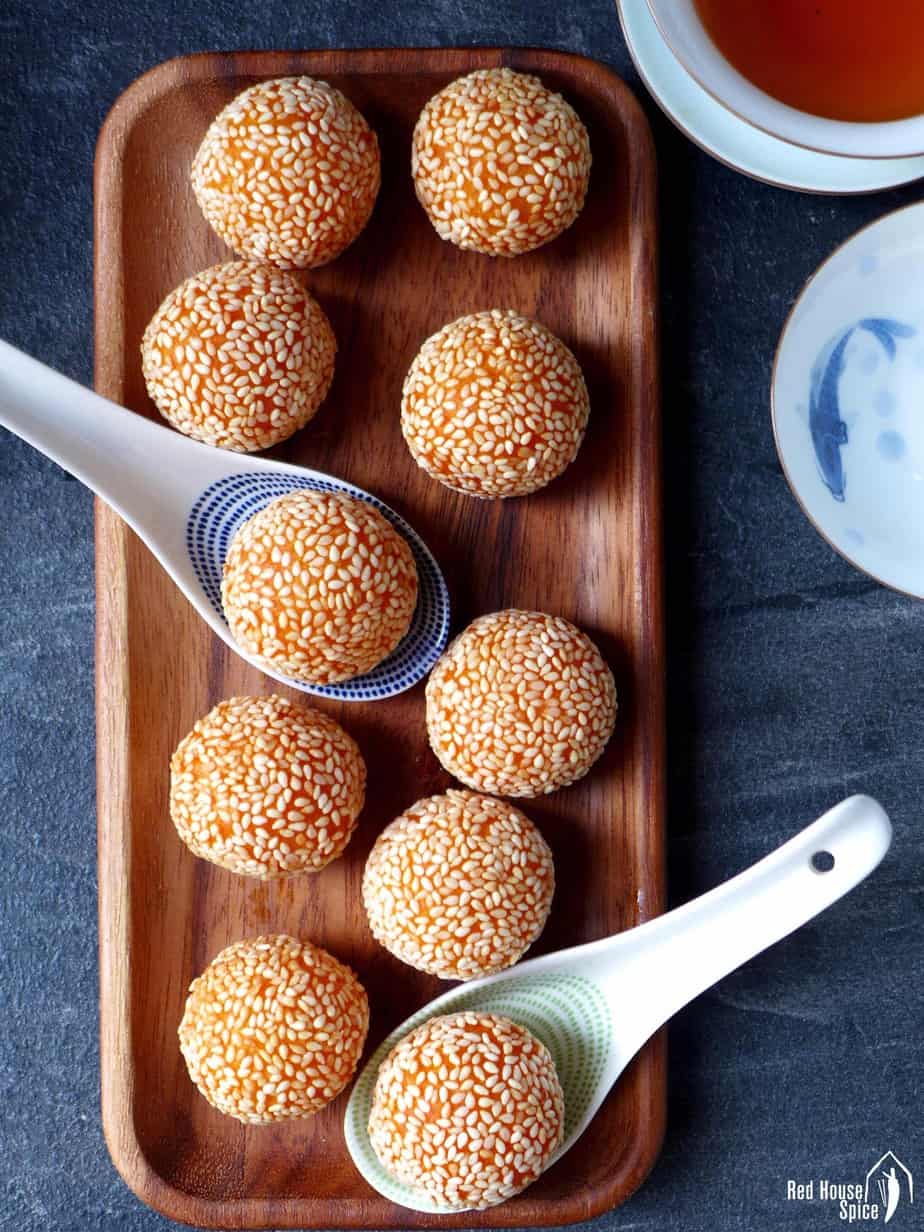 Sesame balls made of sweet potatoes.