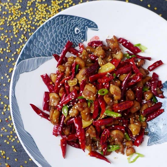Crispy, tasty chicken pieces stir-fried with generous amount of dried chillies and Sichuan pepper, Mala chicken is a classic delicacy not to miss.