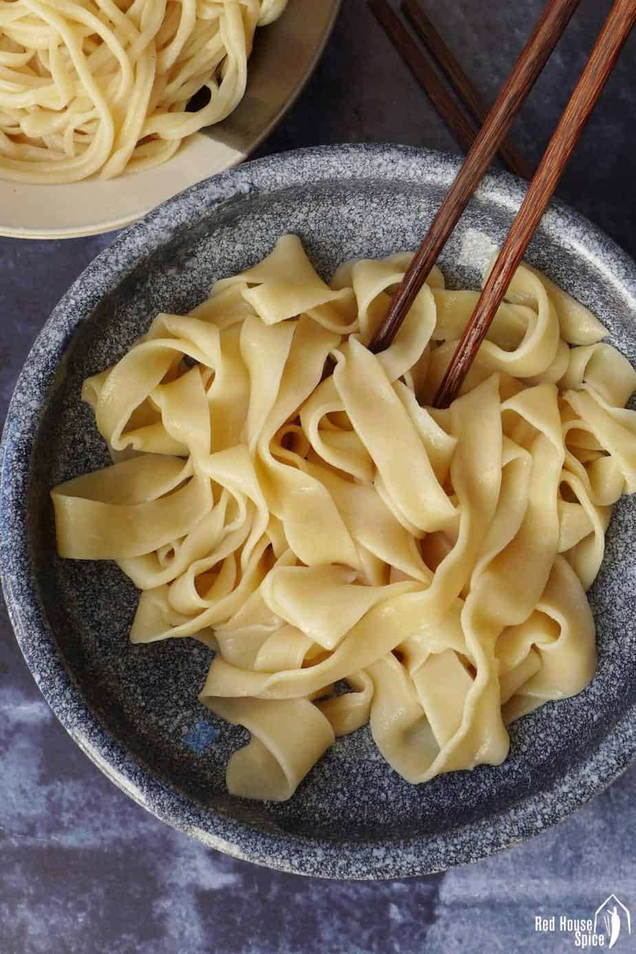 Handpulled noodles (La Mian, 拉面), a foolproof recipe Red House