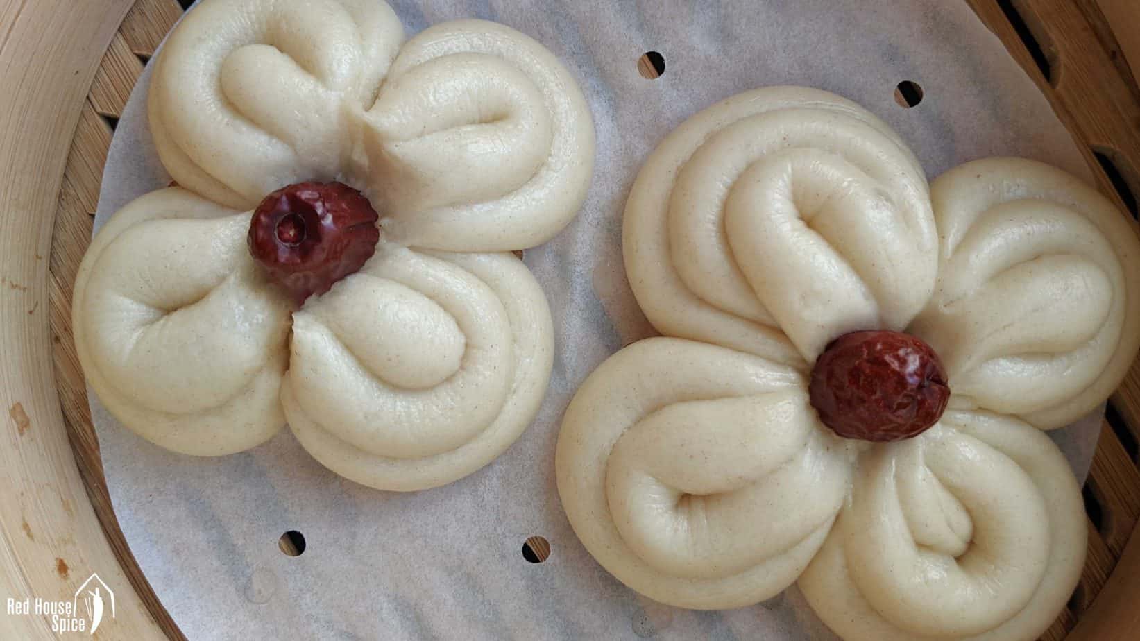 Flower shaped Mantou, Chinese steamed buns