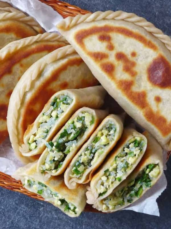 Chinese chive pockets