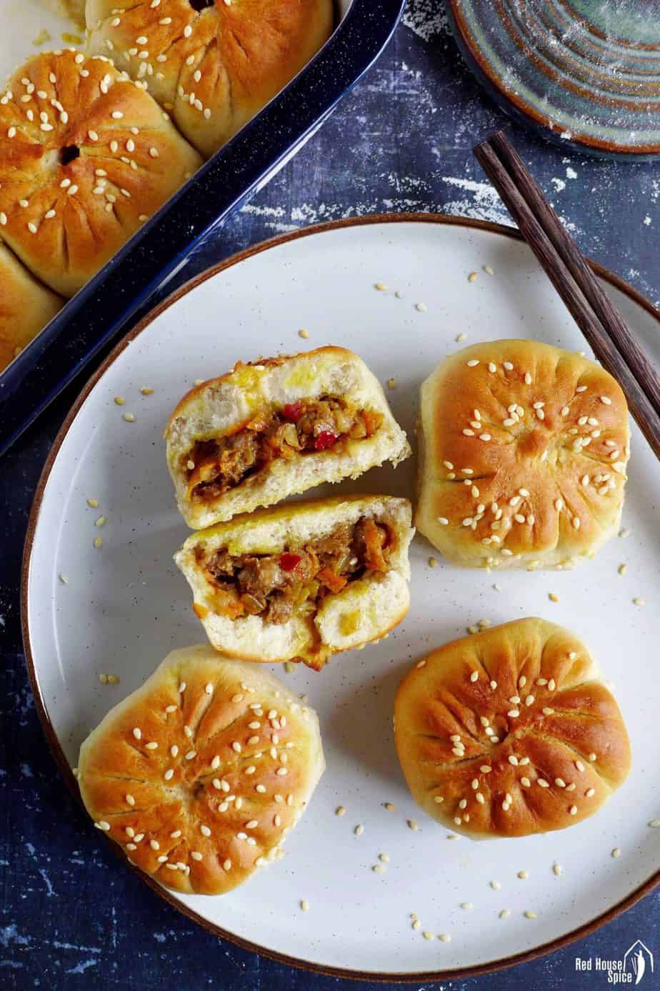 Oven-baked bao buns stuffed with lamb