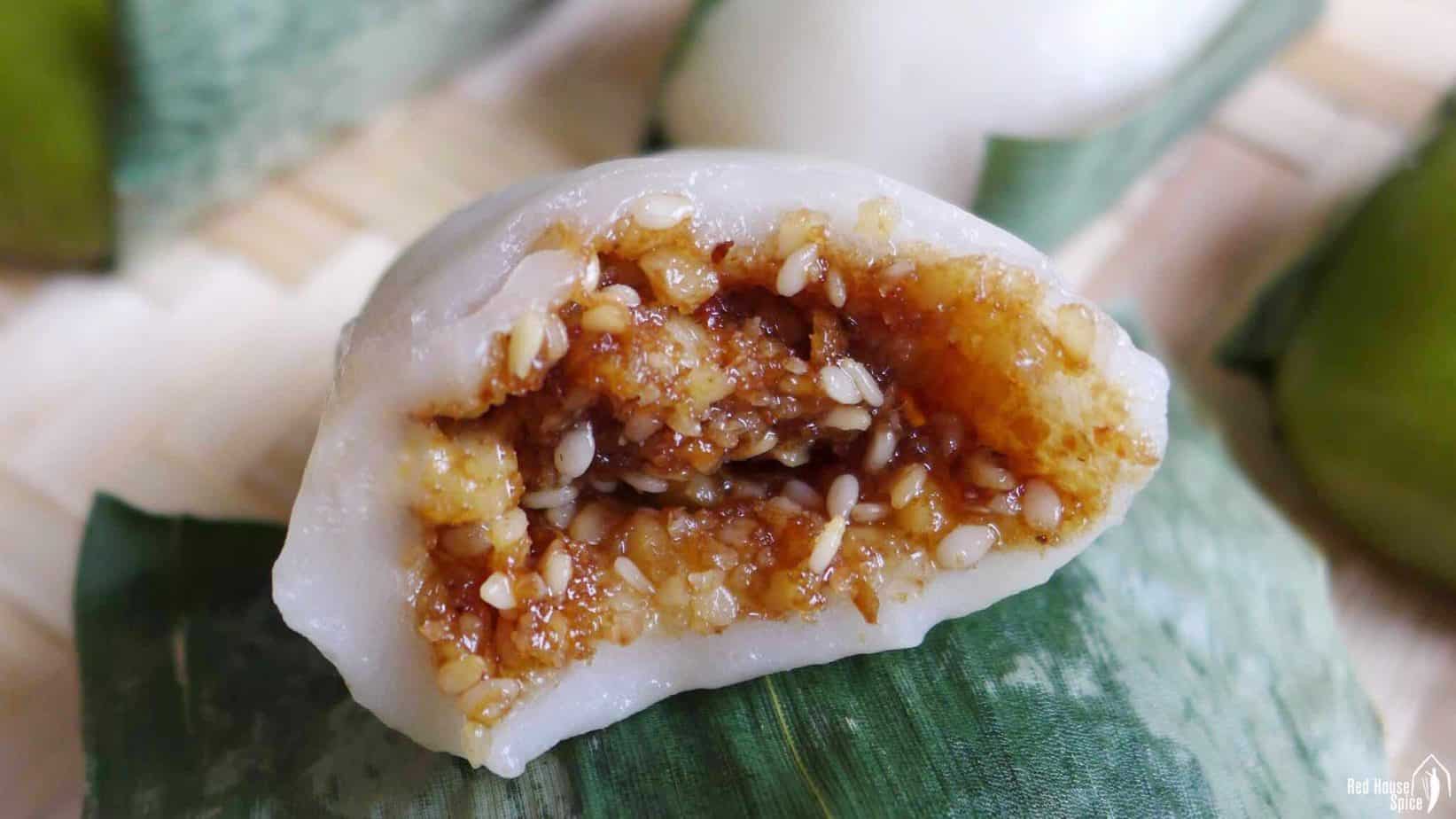 Plastic Wrapped Rice Cake Sichuan leaf-wrapped sticky rice cakes (Ye’er Ba, 叶儿粑) - Red House Spice