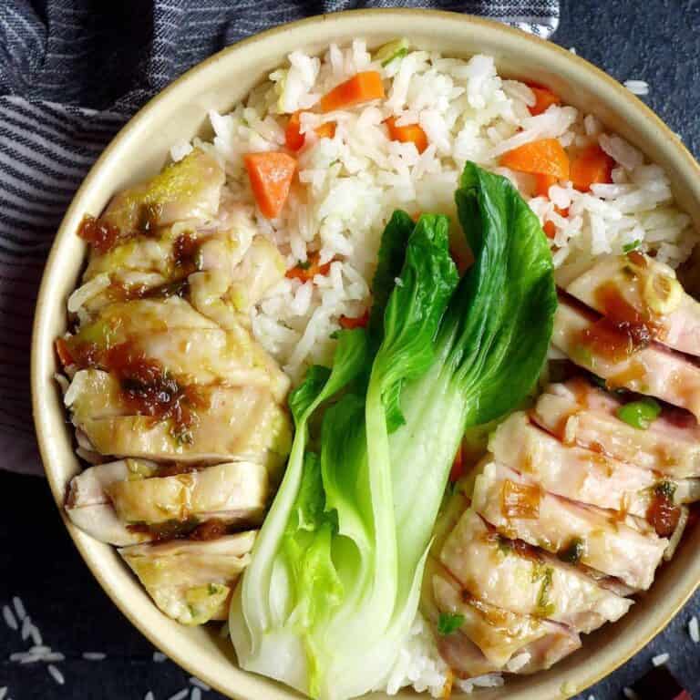 Chinese style one-pot chicken rice (葱油鸡饭) - Red House Spice