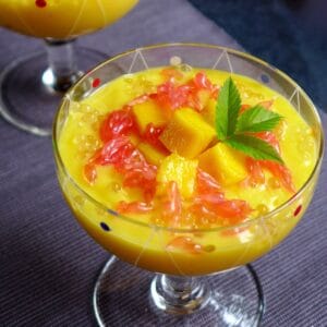 Mango sago in a glass