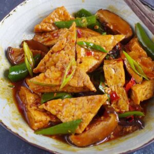 Braised tofu with Sichuan seasoning