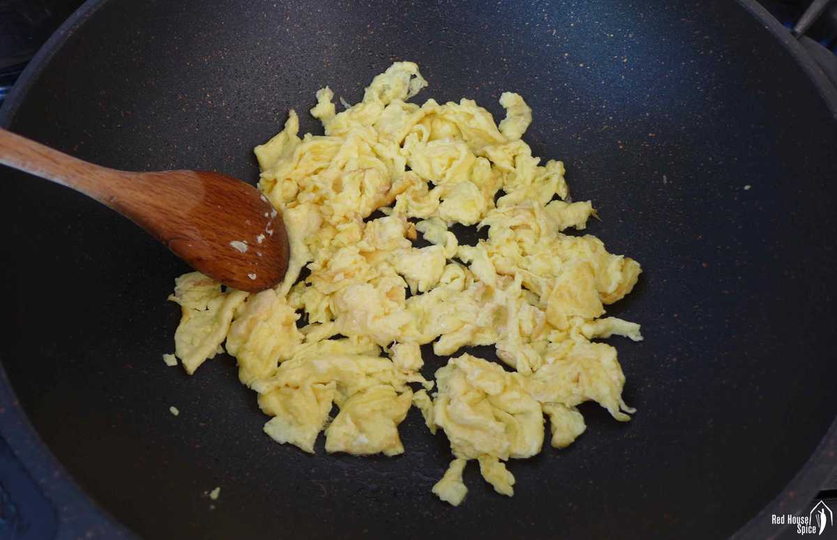 scrambled egg in pieces