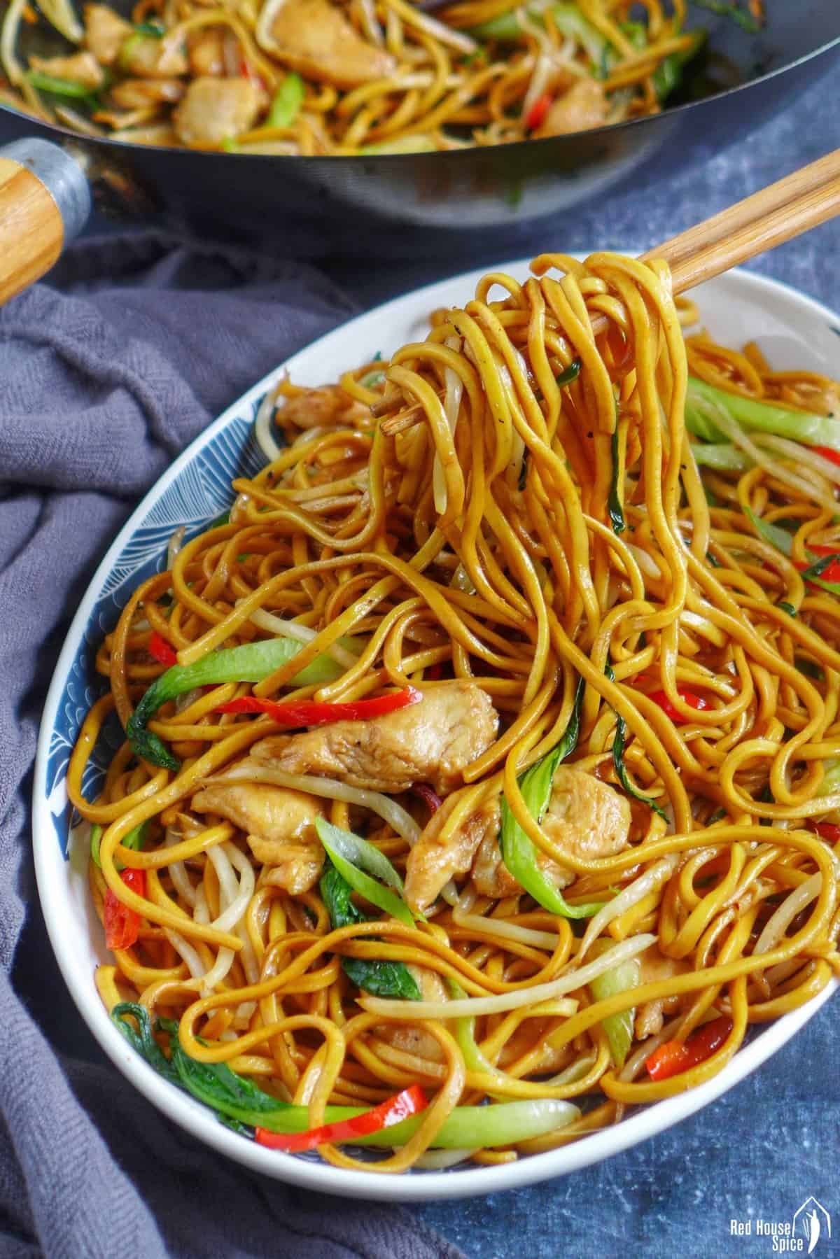 What Are Chinese Fried Noodles?