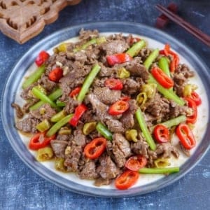 Hunan style stir-fried beef slices with chillies