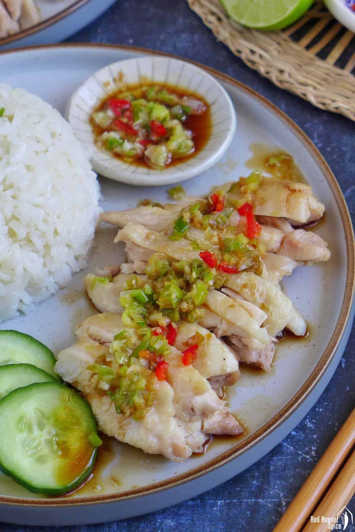 sliced chicken with scallion and chilli dressing