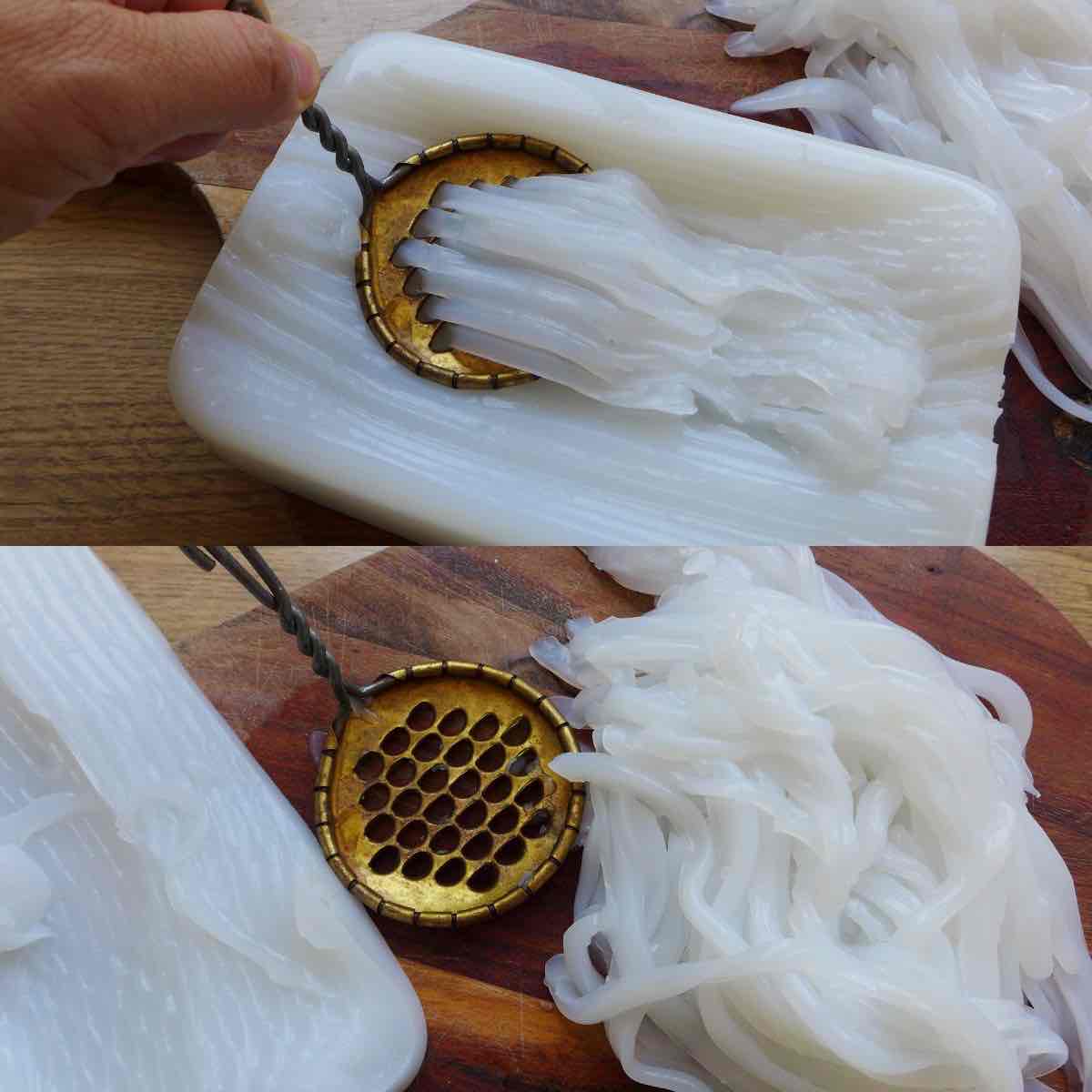 pull a noodle scraper over a block of mung bean jelly.