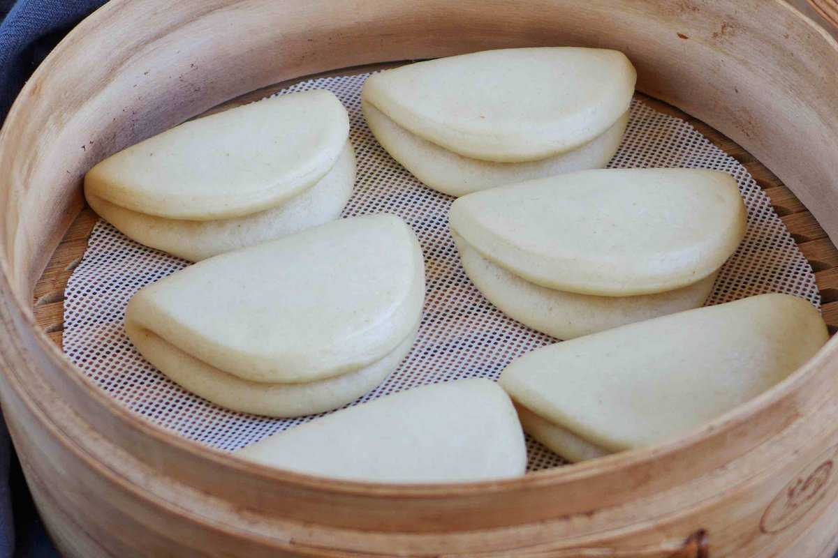 bao buns after steaming