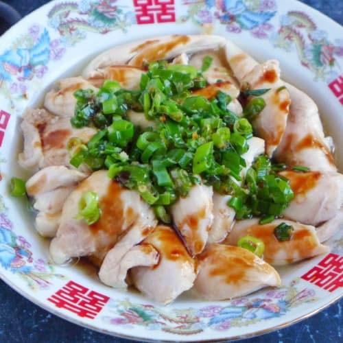 scallion oil chicken with soy sauce.