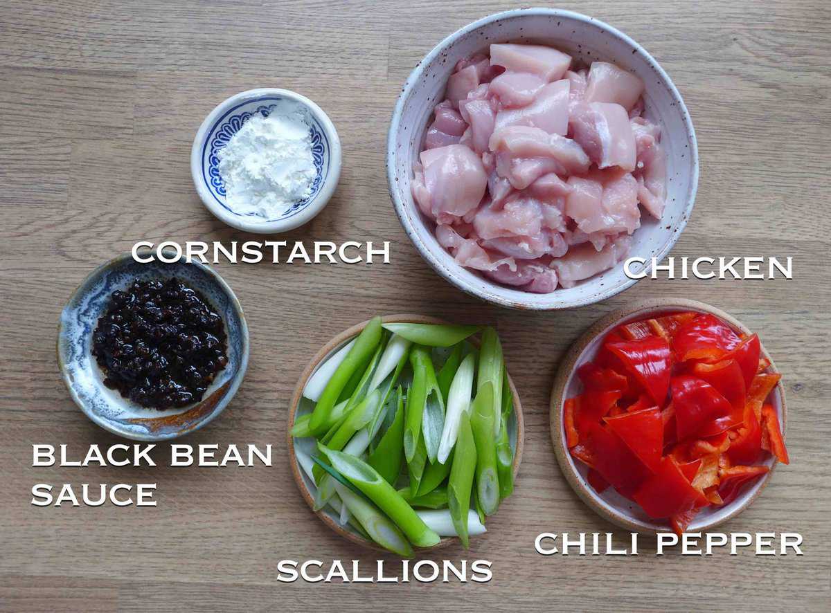 ingredient for making stir-fried chicken with black bean sauce.