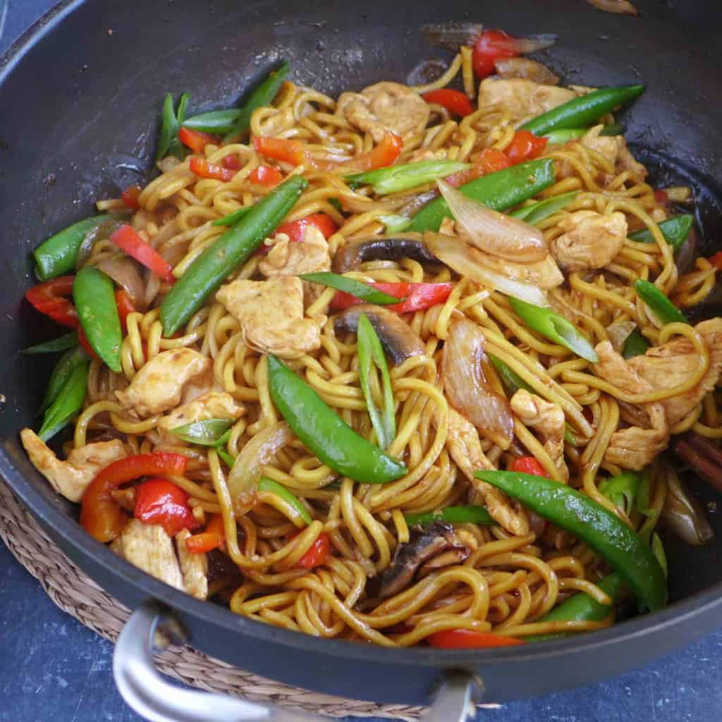 Lo mein red house spice